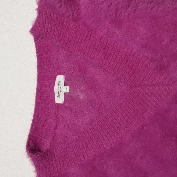 Sweet Love Fuzzy Purple V-Neck Sweater Size 1XL/2XL. - Picture 8 of 10
